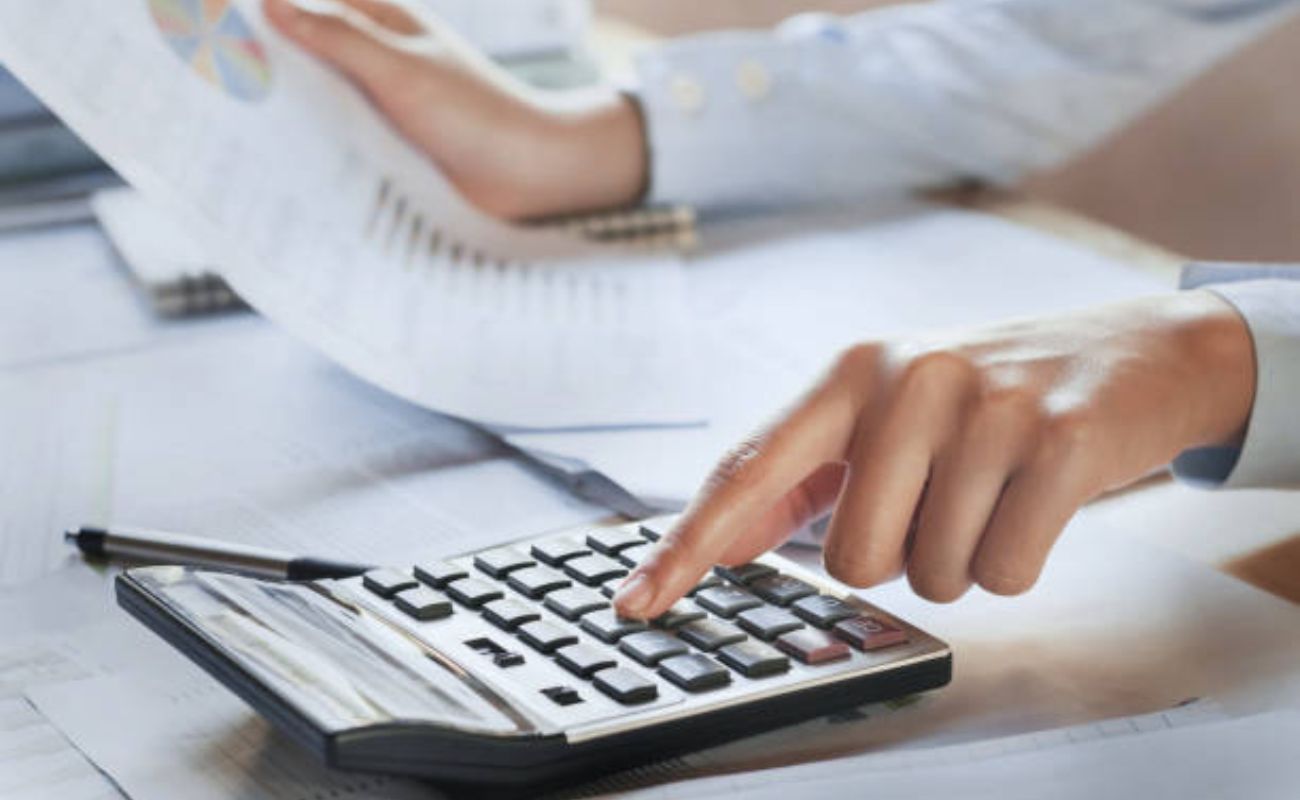 5 Hábitos Financeiros que Toda Pessoa Inteligente Precisa Ter