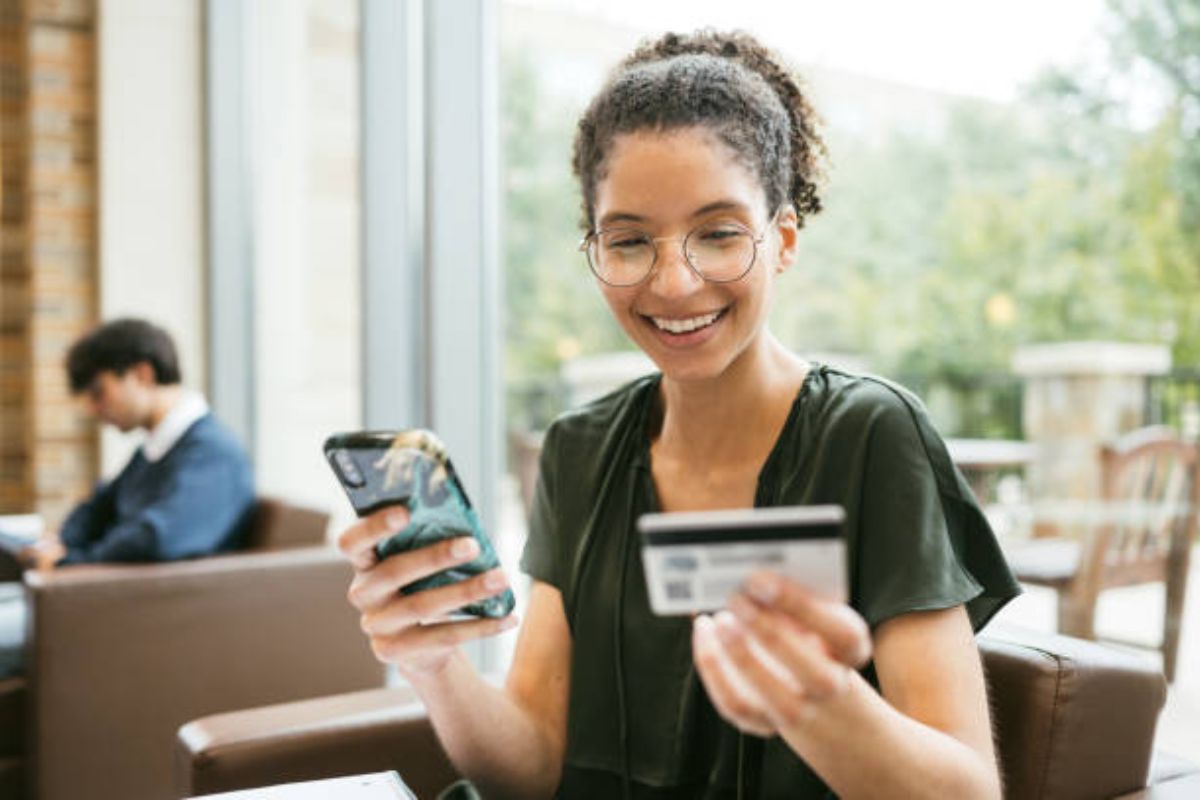 Como ganhar dinheiro com cashback de cartões de credito?