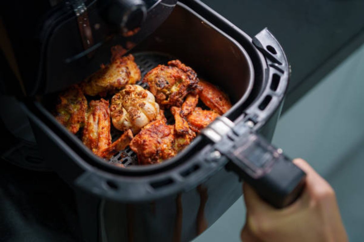 Como fazer um delicioso Frango Frito crocante no AirFryer