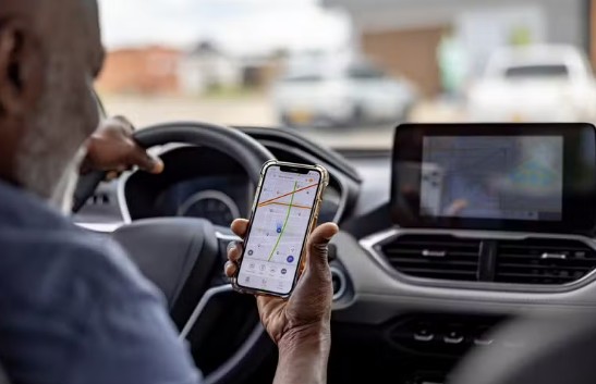Saiba como os motoristas de aplicativo irão ganhar um salário mínimo do governo
